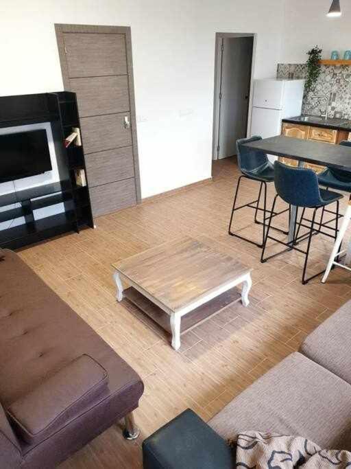 Apartamentos Terra Y Onix Zona Centro 엘다 외부 사진